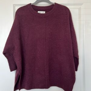 Lou & Grey. Women’s sweater. XS/S.
“Plum” NWT.